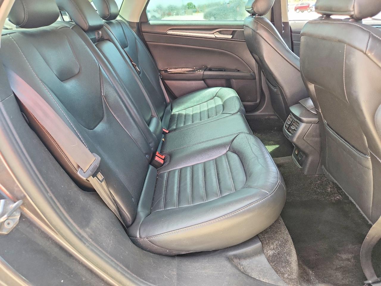 Ford Fusion Titanium Phev