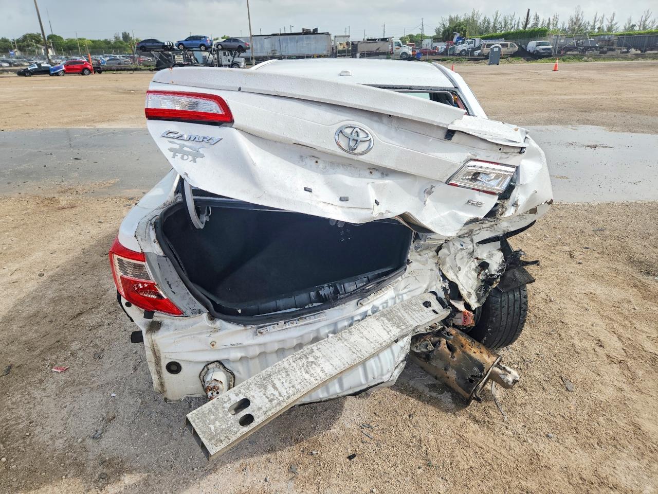 Toyota Camry Se