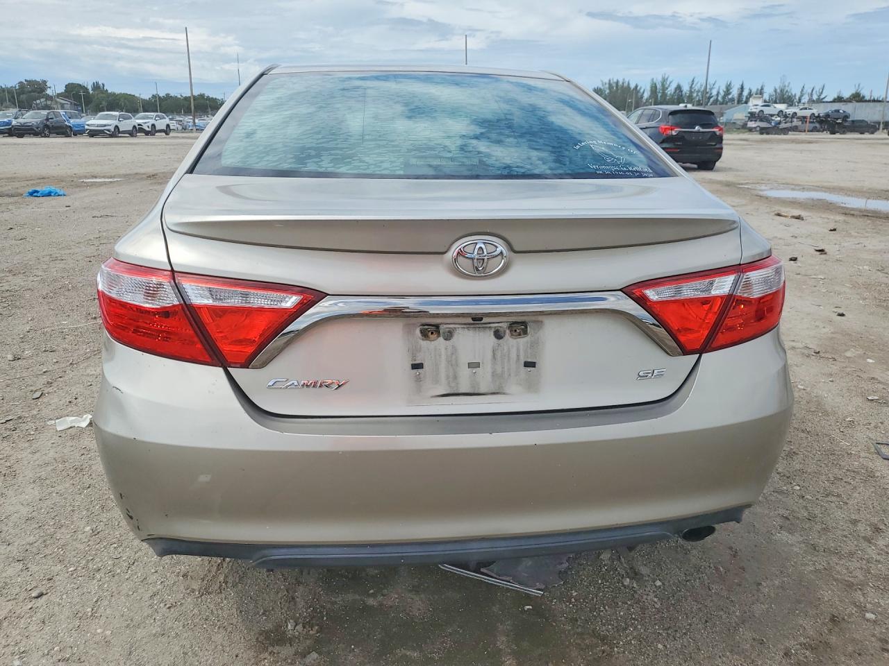 Toyota Camry Se
