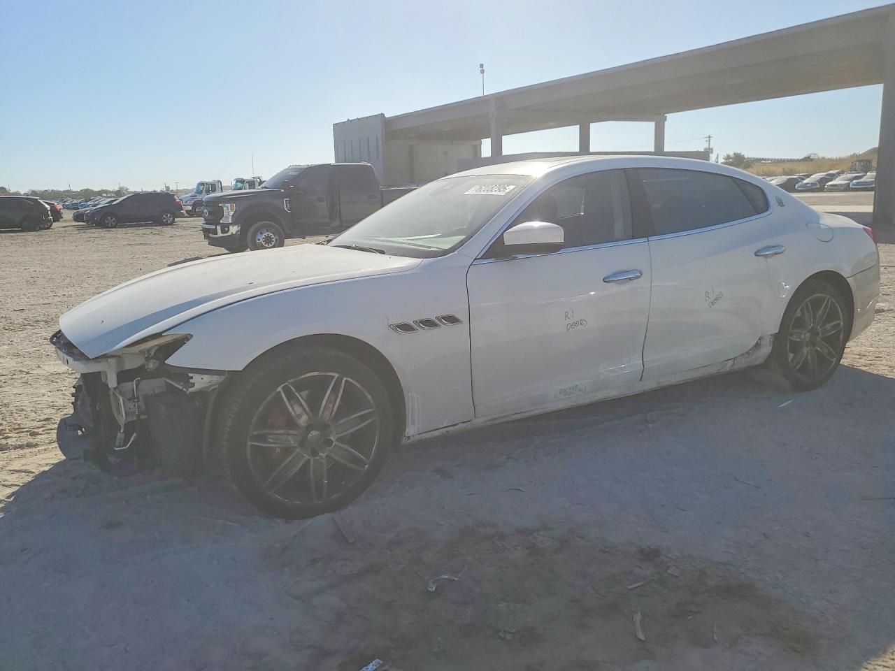 Salvage Maserati Quattropor Image