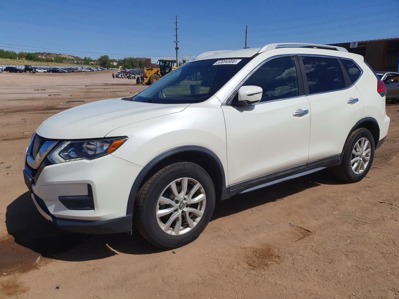 Salvage Nissan Rogue Image
