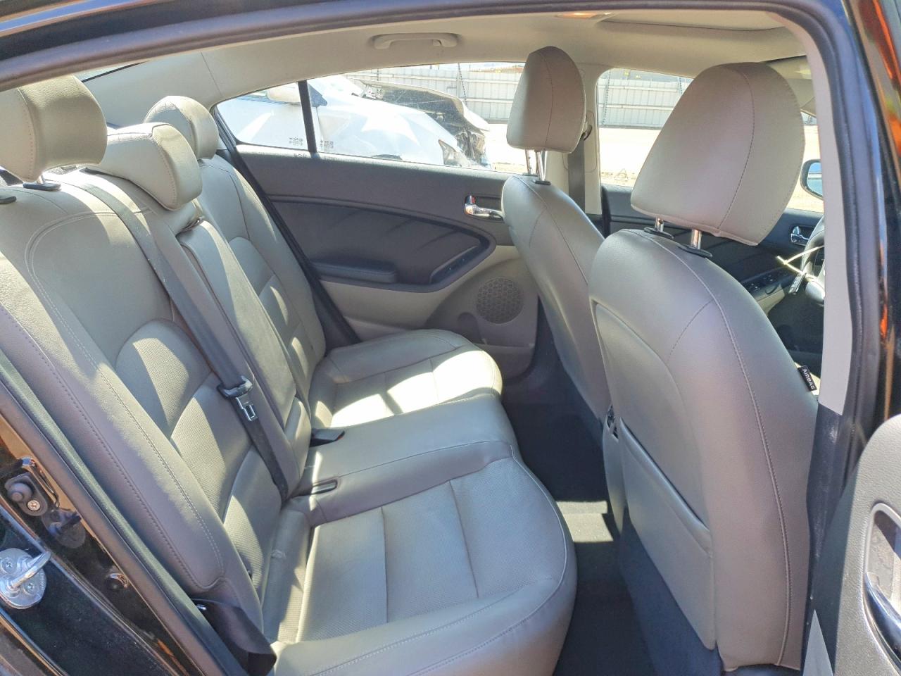 Kia Forte Ex
