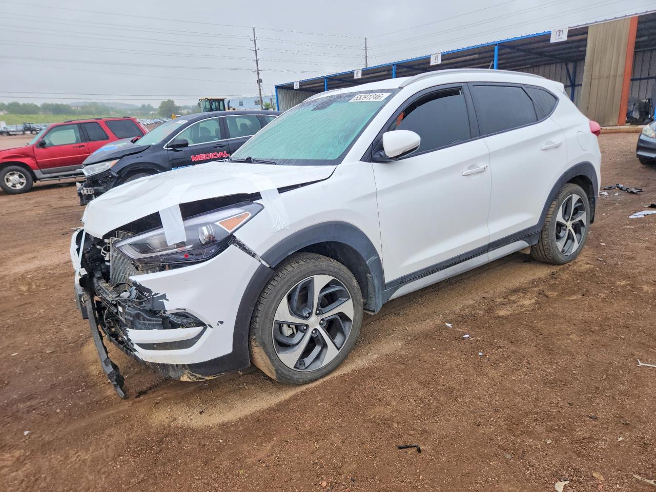 Salvage Hyundai TUCSON Image