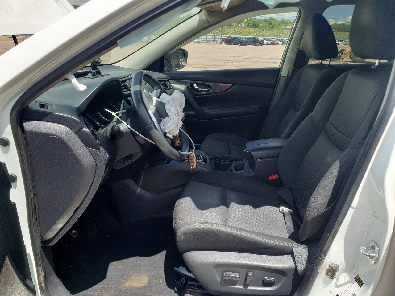 Nissan Rogue Sv