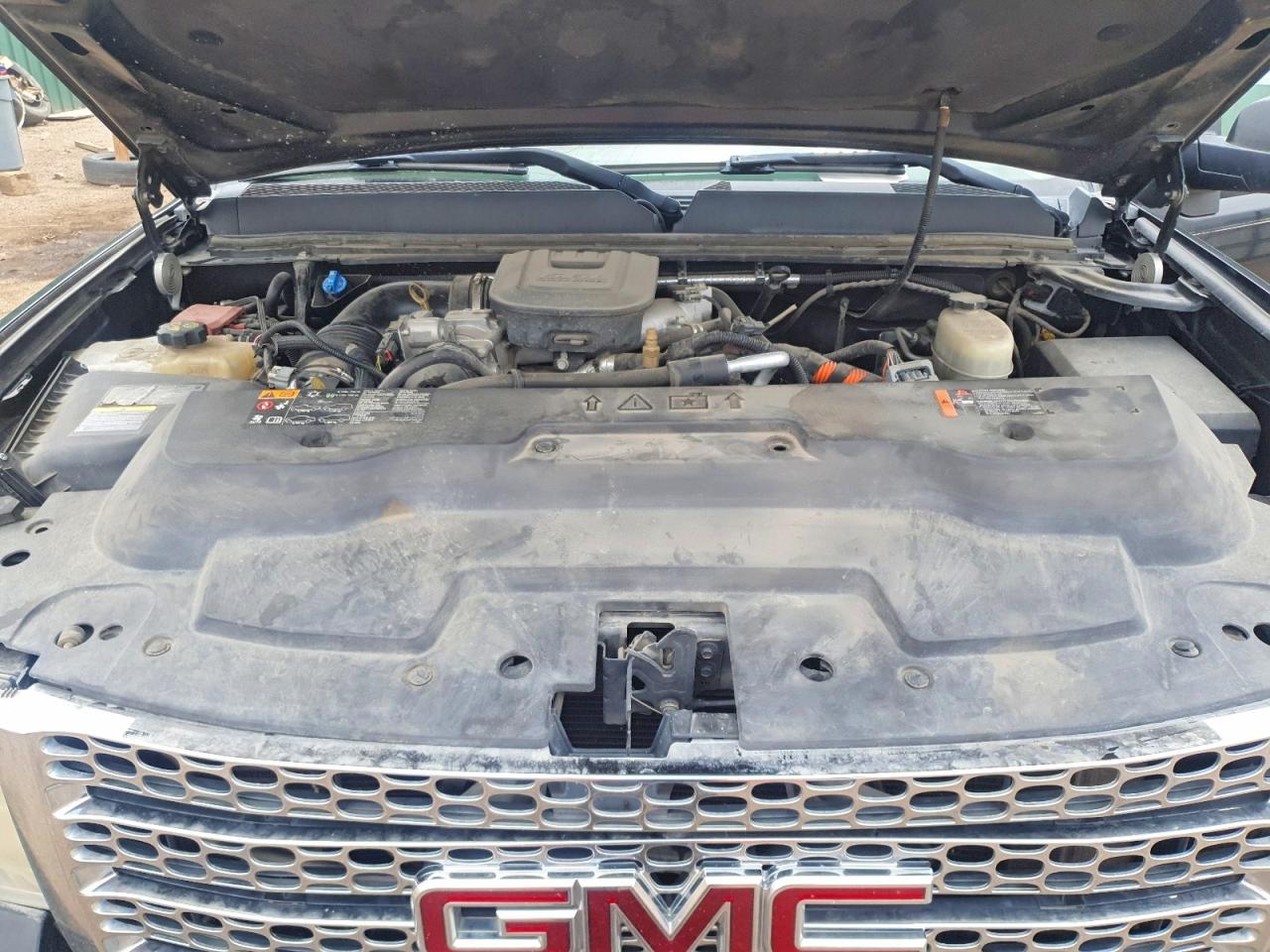 GMC Sierra K2500 Denali
