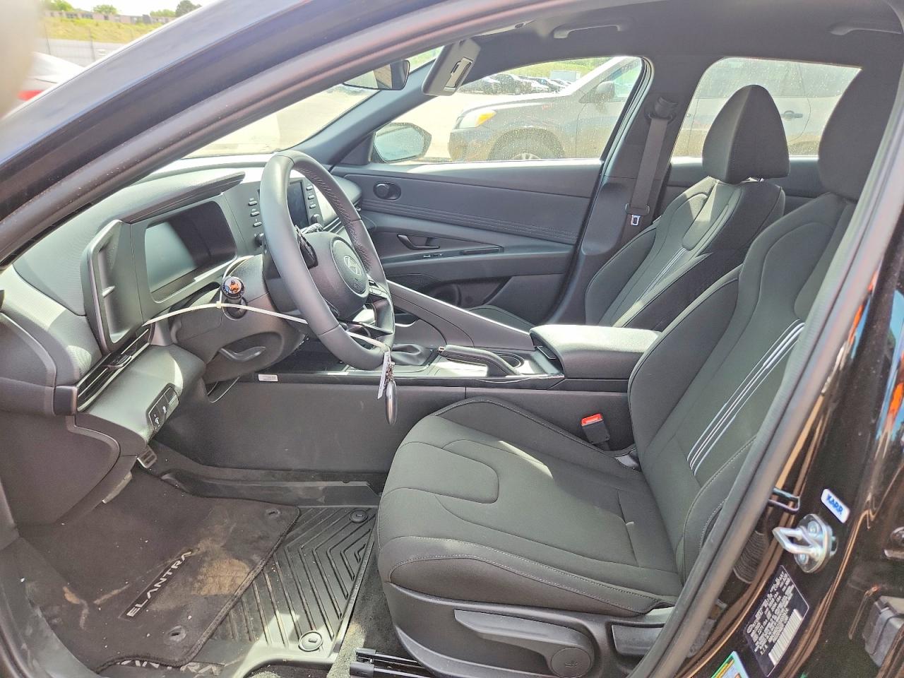 Hyundai ELANTRA Sel Sport