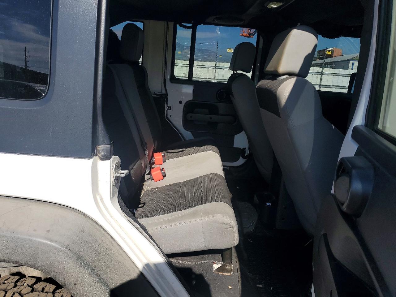 Jeep Wrangler X
