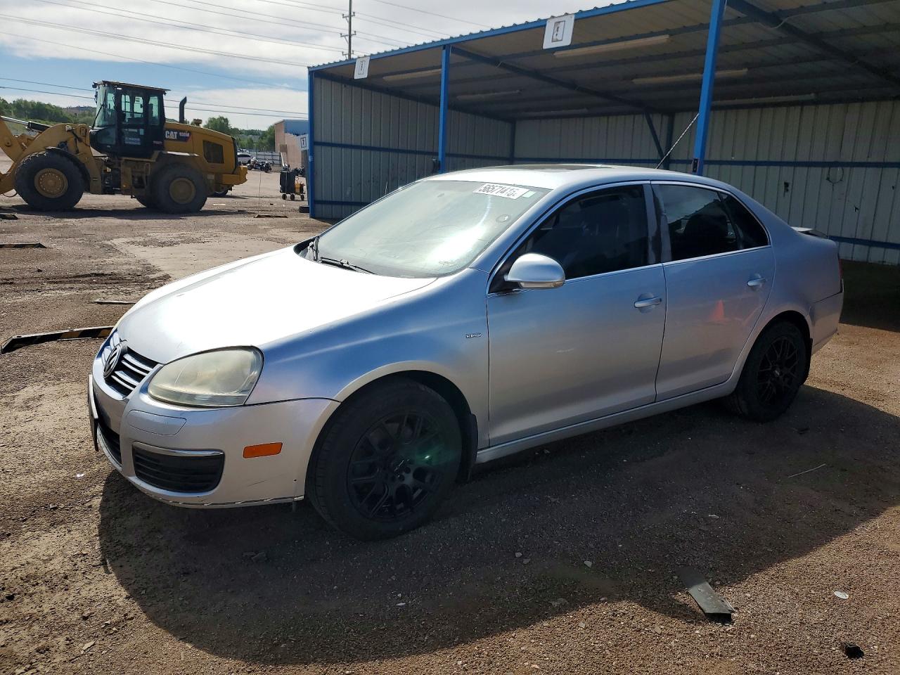 Salvage Volkswagen Jetta Image