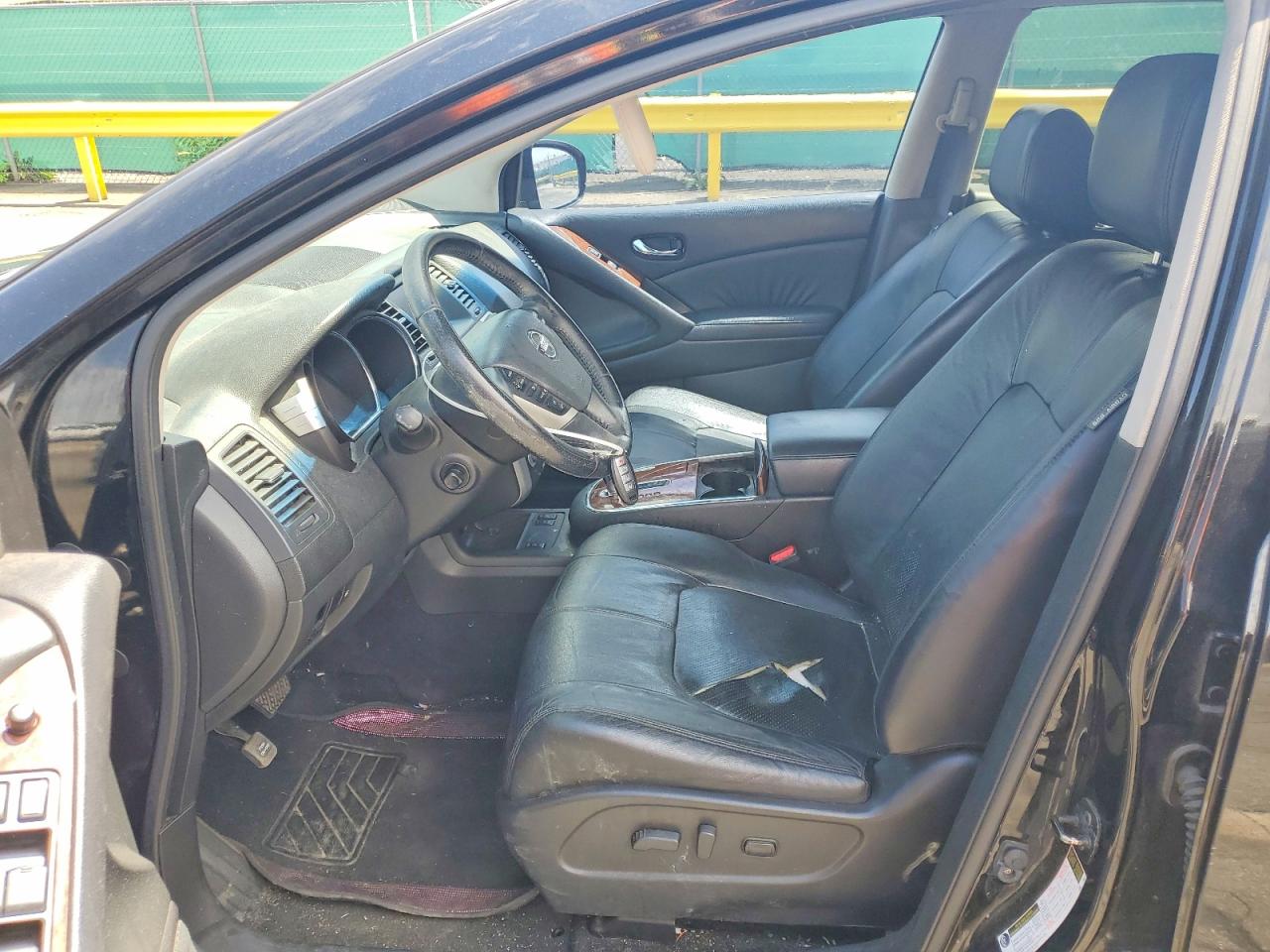 Nissan Murano S
