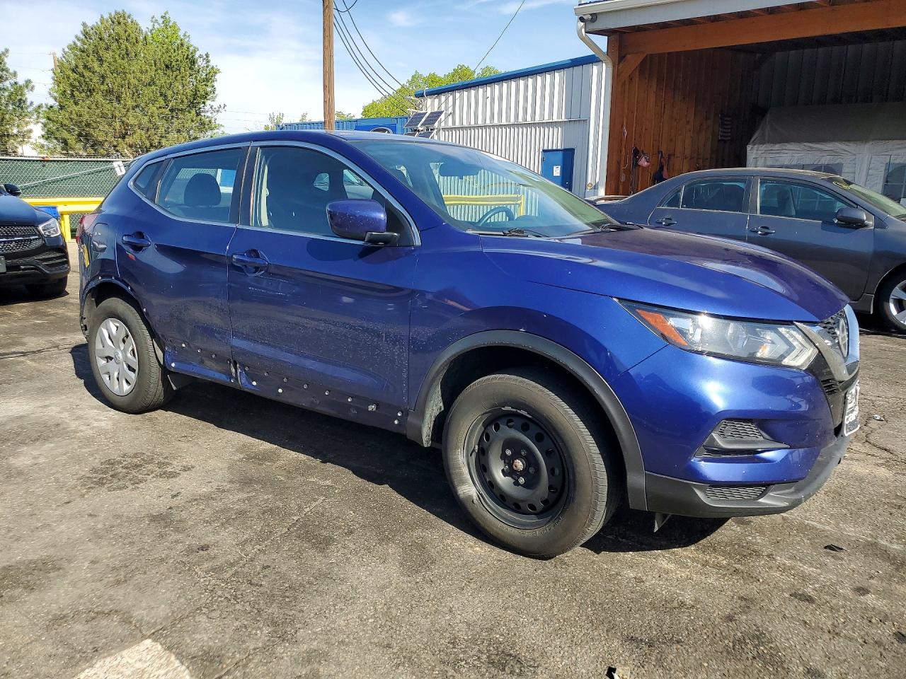 Nissan Rogue S