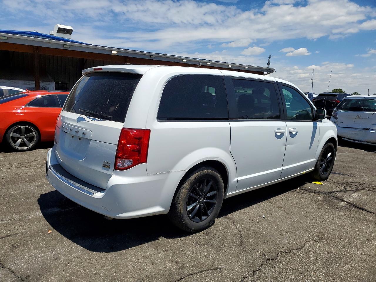 Dodge Caravan Gt
