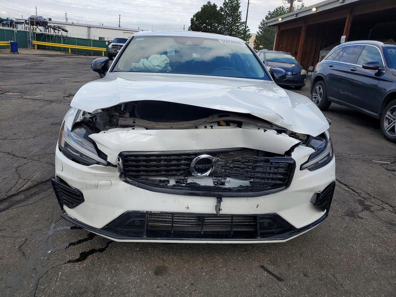 Volvo S60 T8 Recharge R-design Expressio