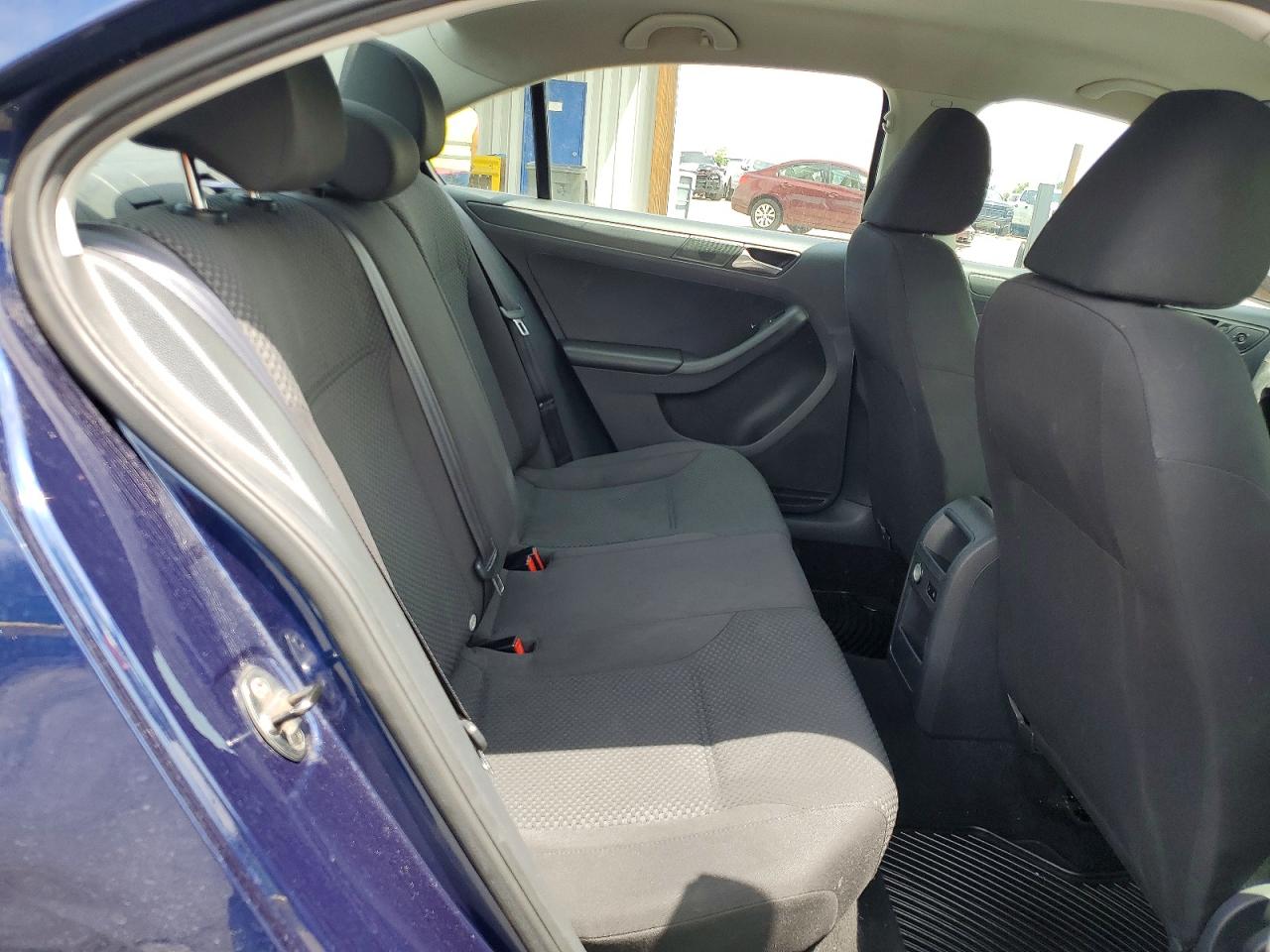 Volkswagen Jetta Base