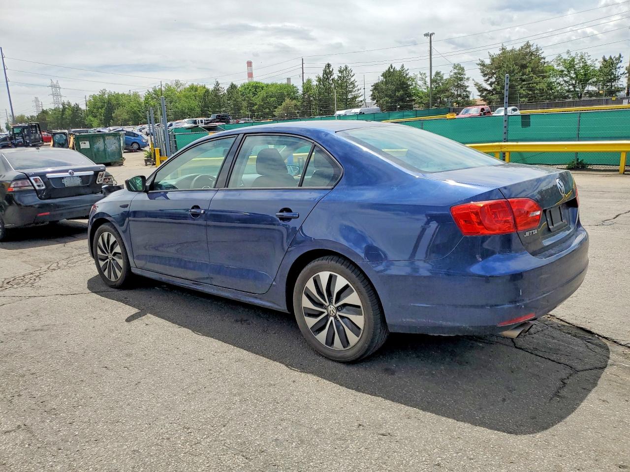 Volkswagen Jetta Base