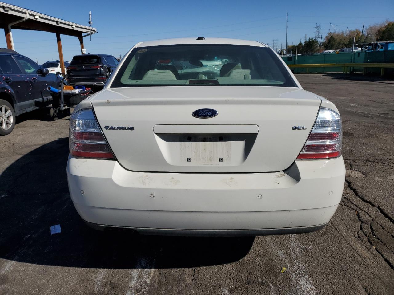 Ford Taurus