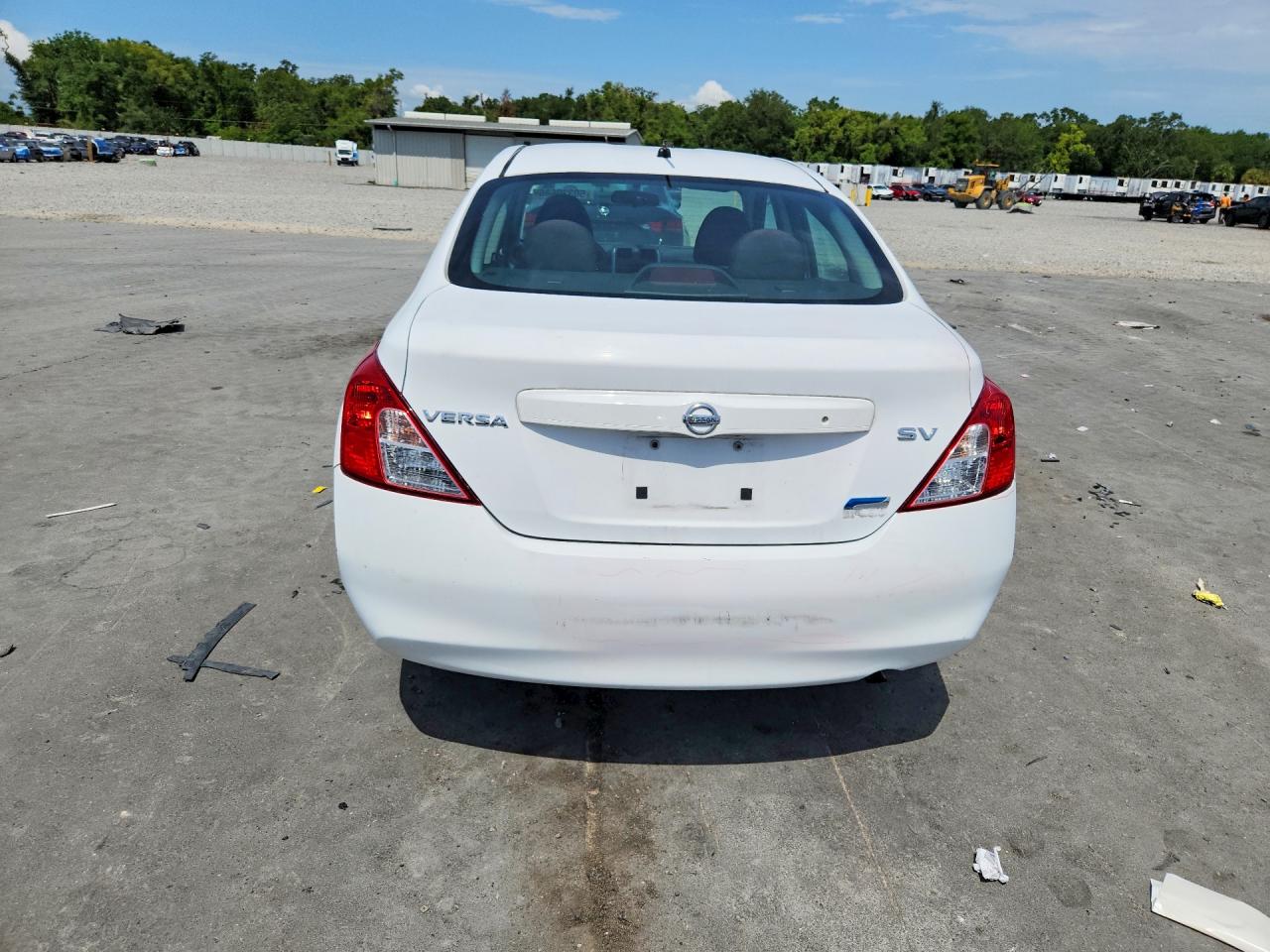 Nissan Versa 1.6 S