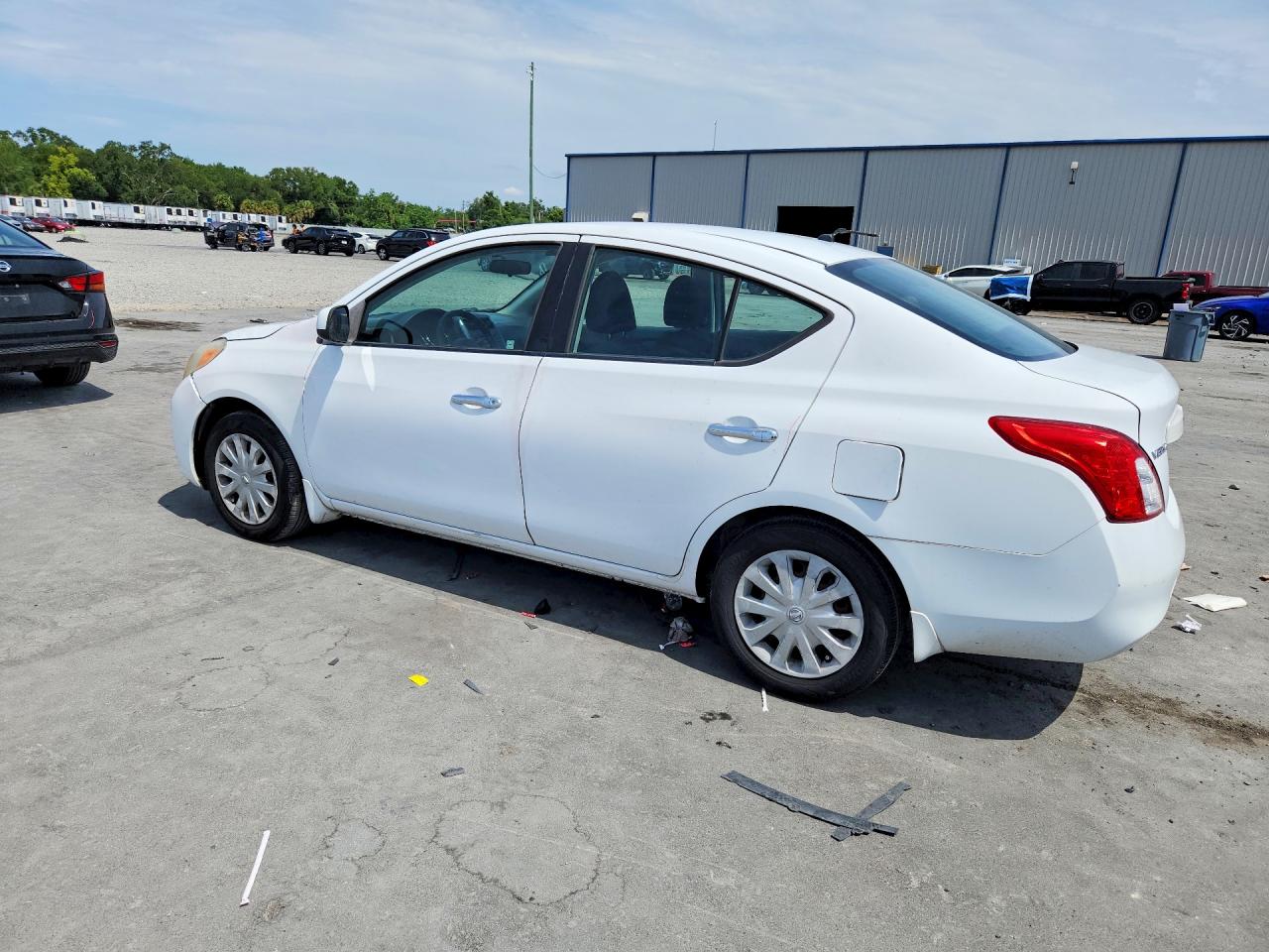 Nissan Versa 1.6 S