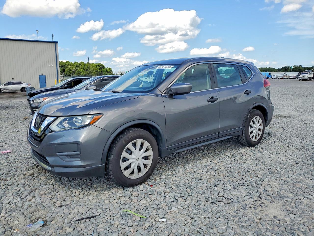 Salvage Nissan Rogue Image