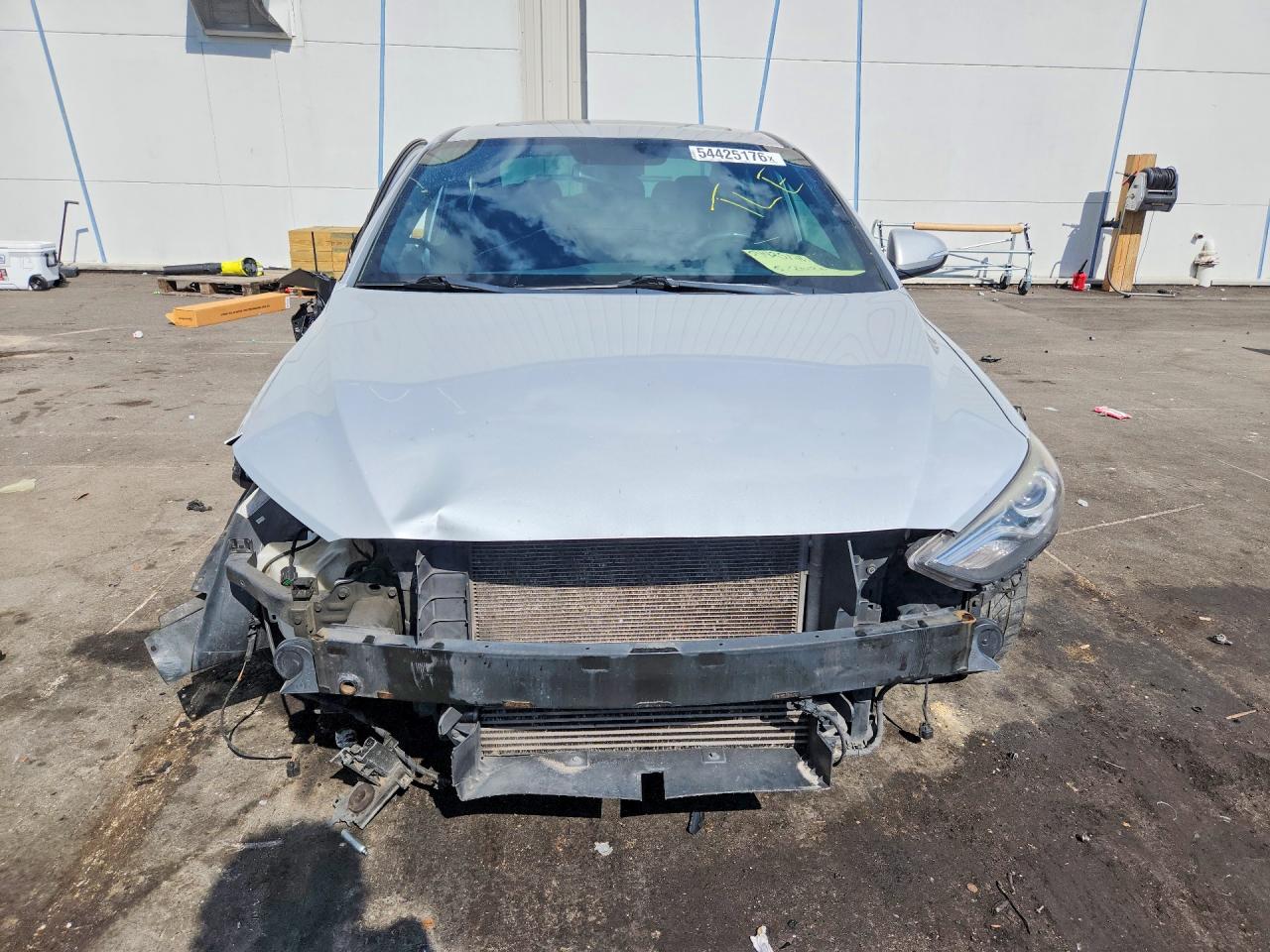 Hyundai ELANTRA Sport