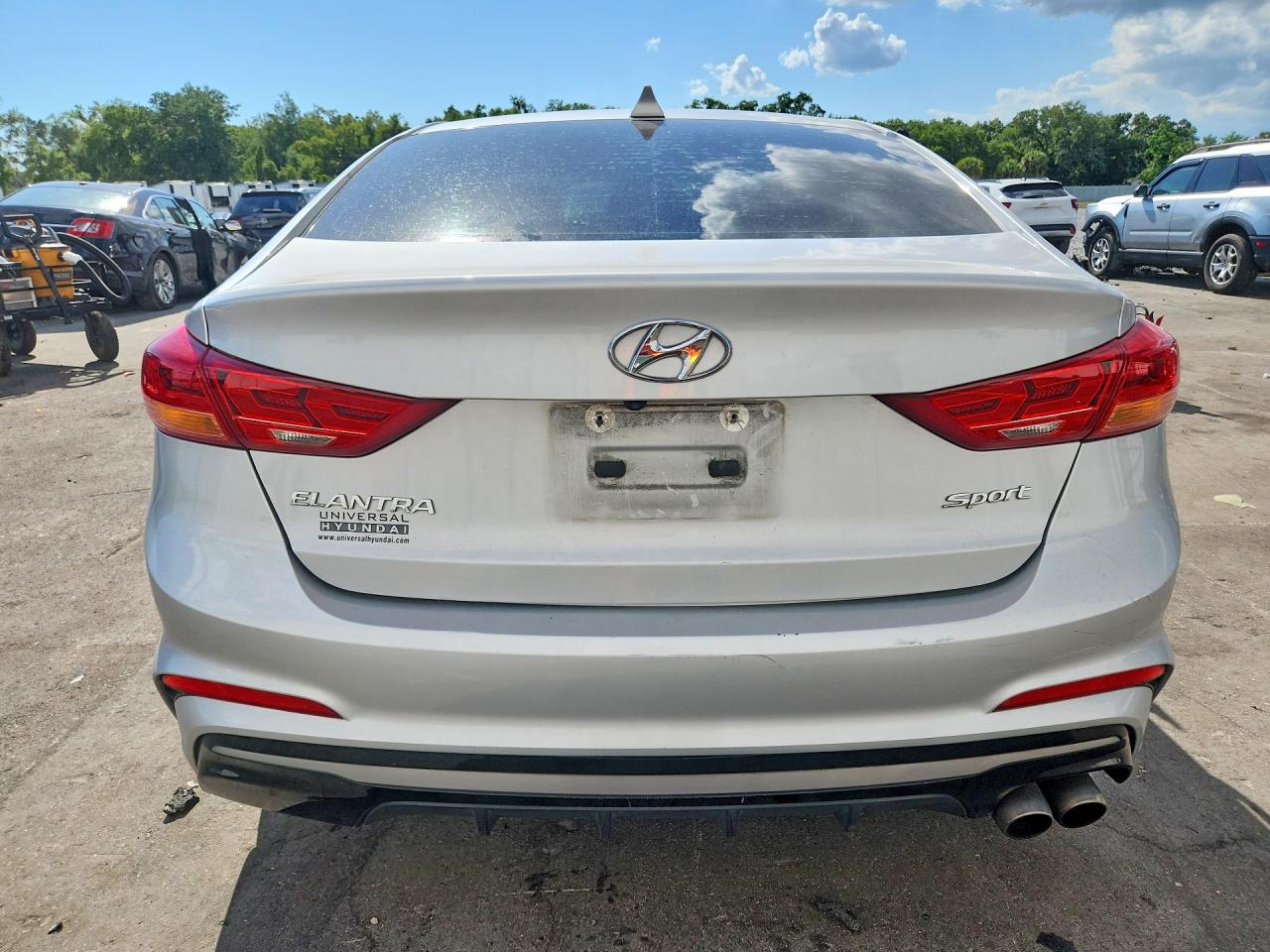 Hyundai ELANTRA Sport