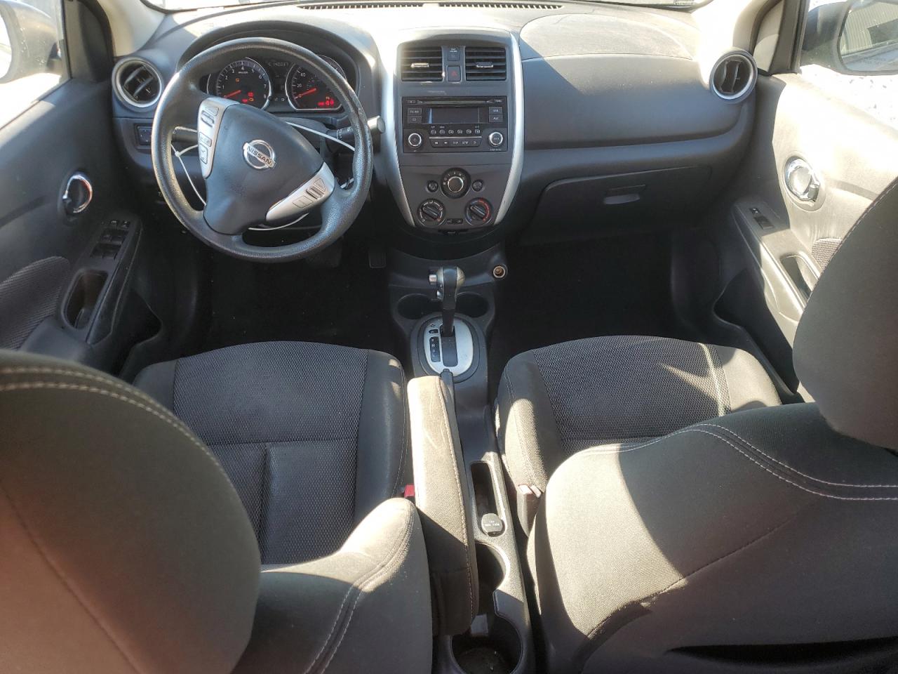 Nissan Versa Sv