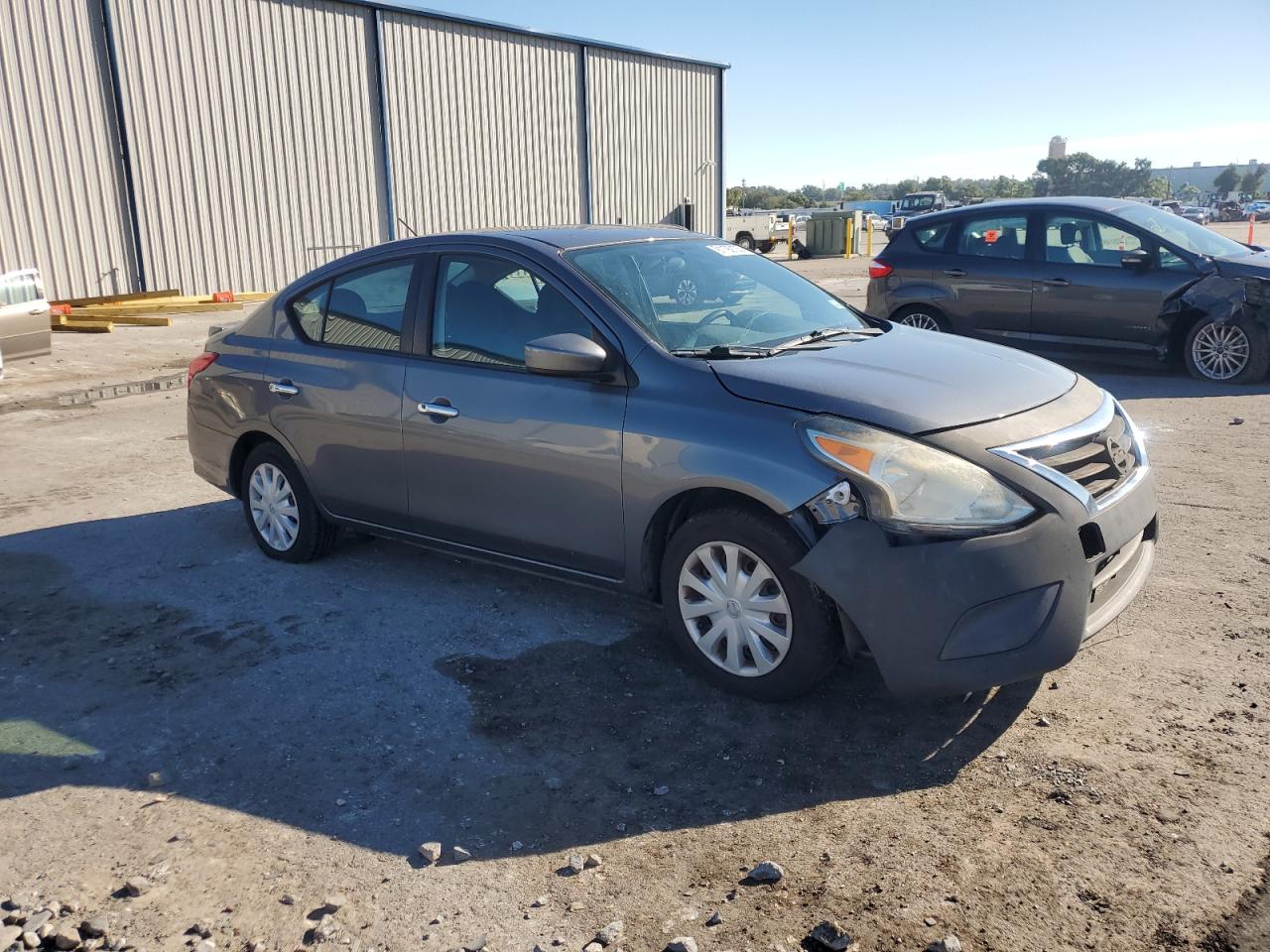 Nissan Versa Sv