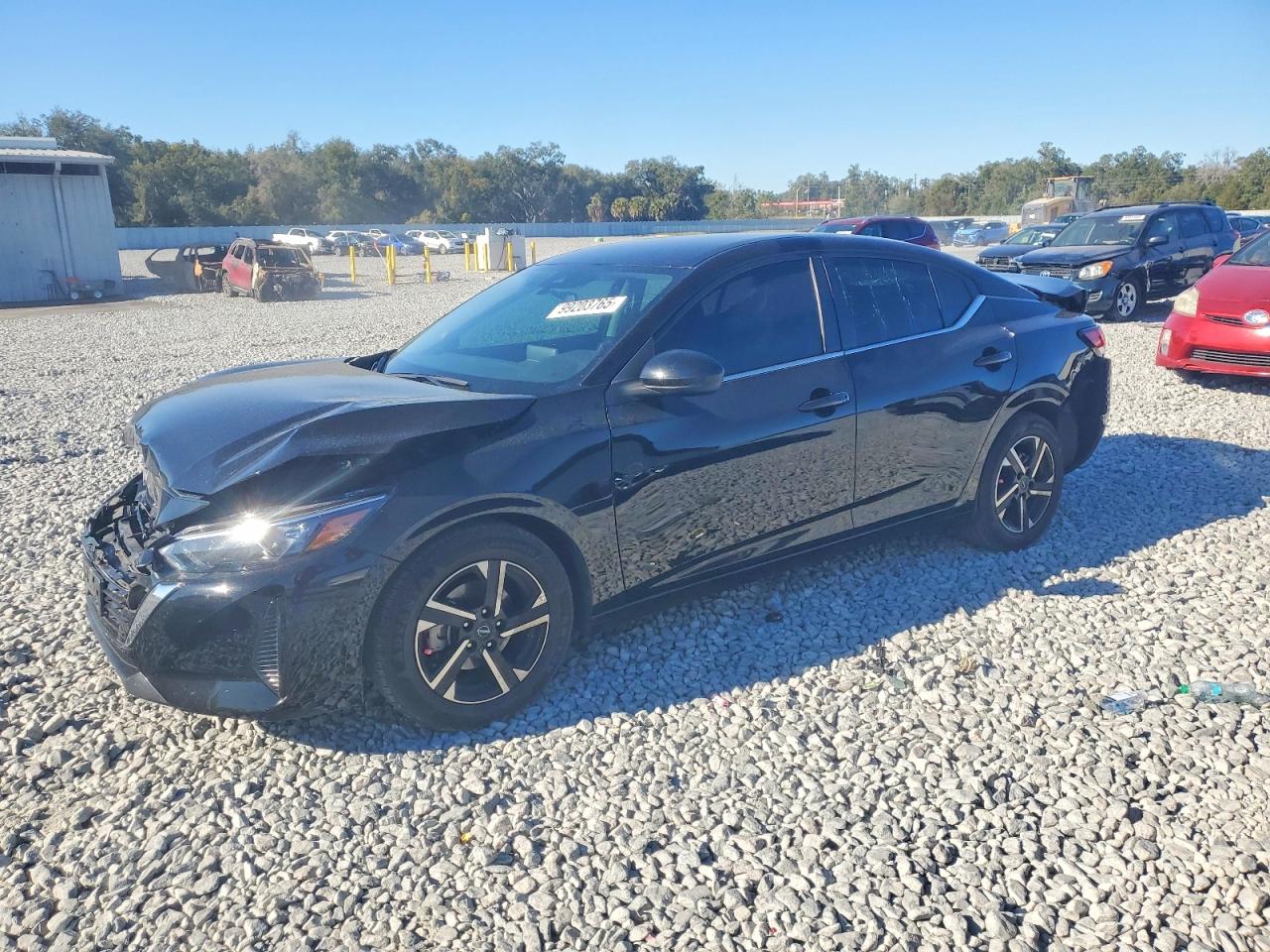 Salvage Nissan Sentra Image