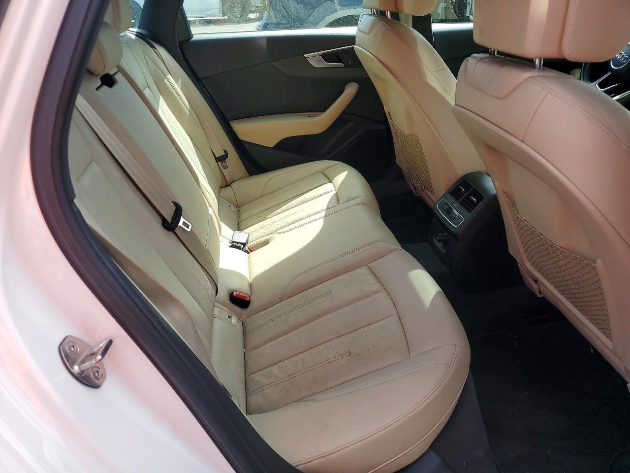 Audi A4 Premium