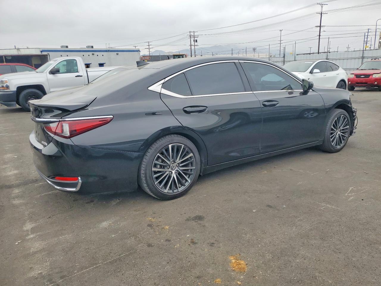 Lexus Es Base