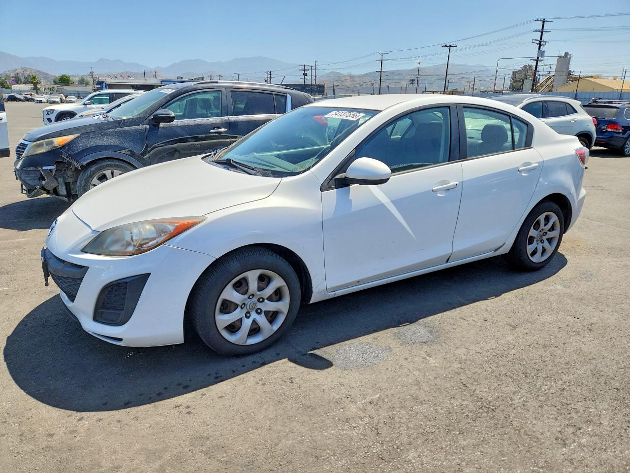 Salvage Mazda 3 Image