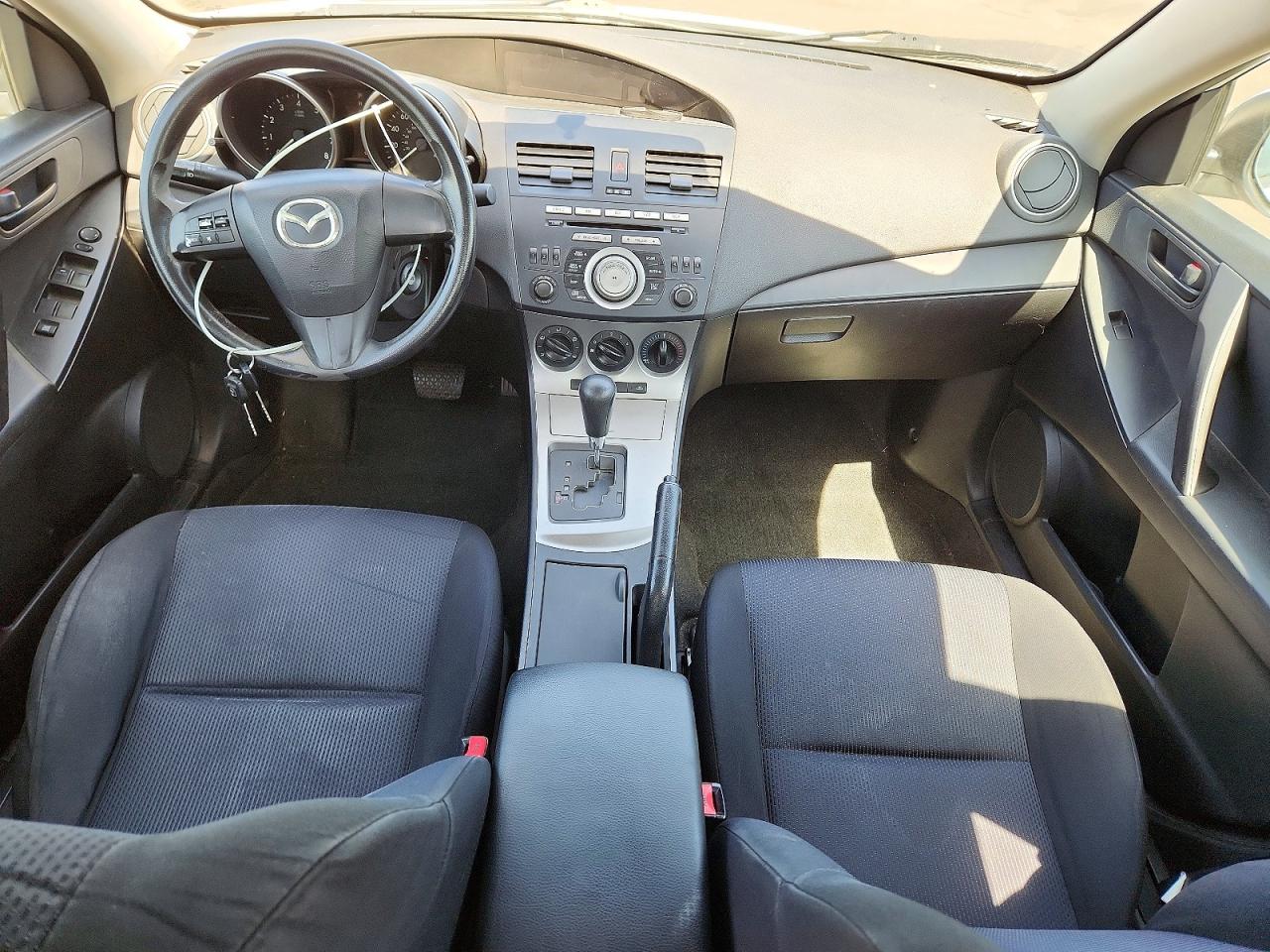 Mazda 3 I