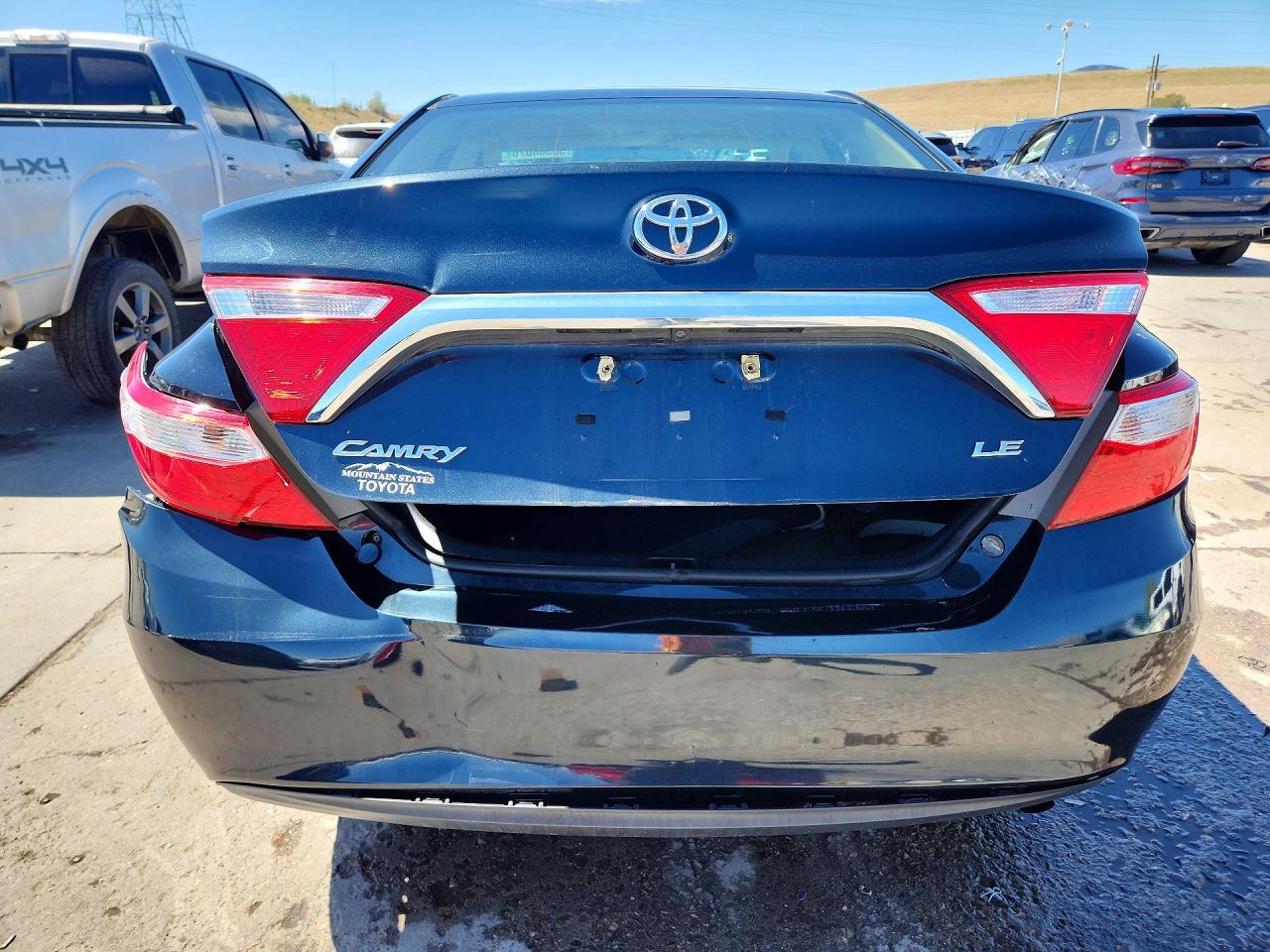 Toyota Camry Le