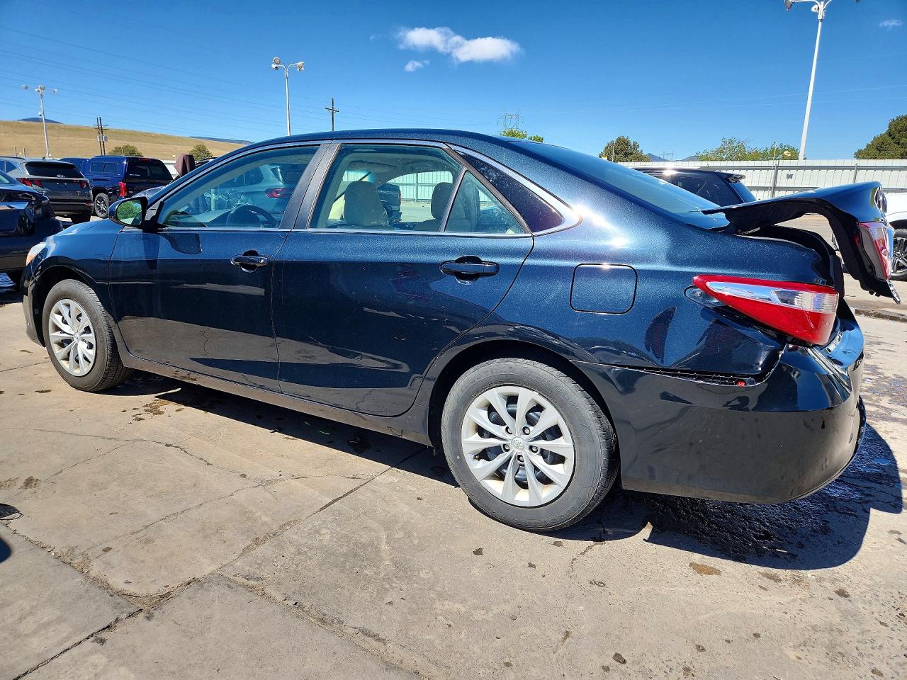 Toyota Camry Le