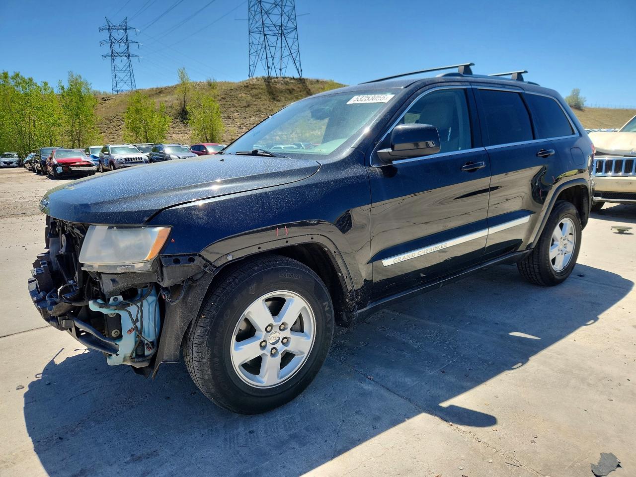 Salvage Jeep Cherokee Image