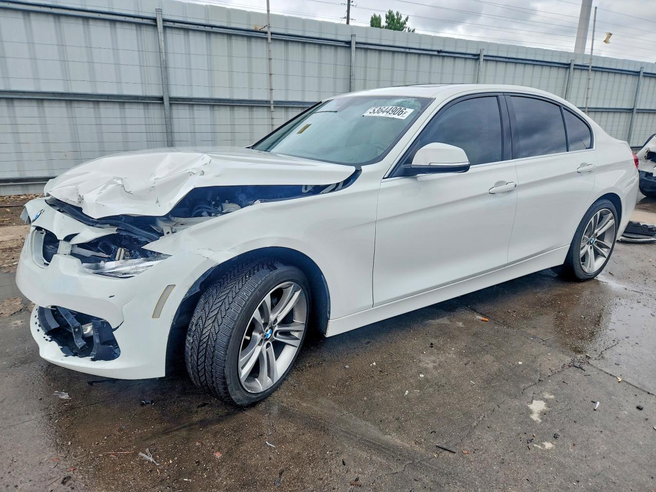Salvage BMW 3 Series Image
