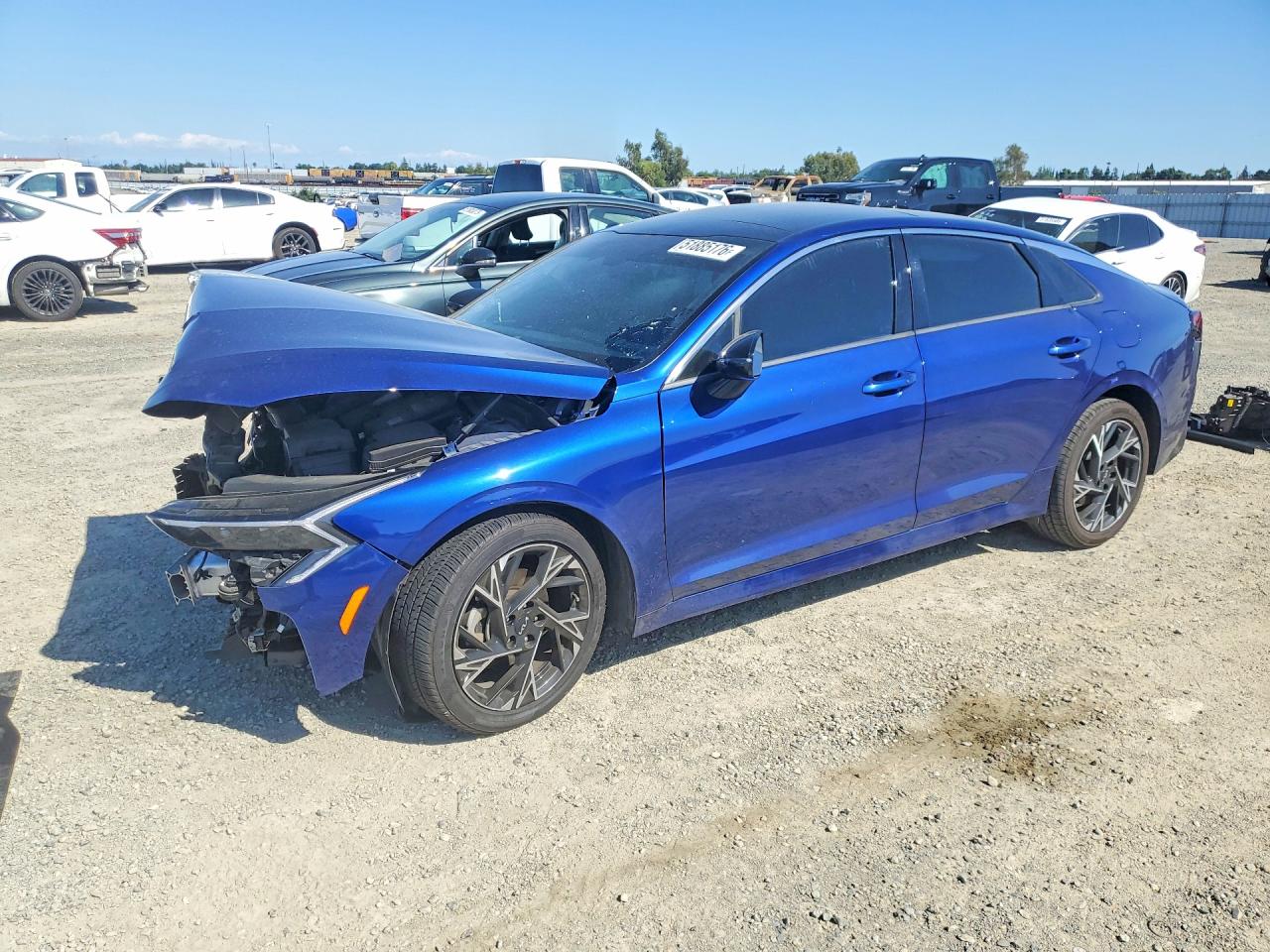 Salvage Kia K5 Image