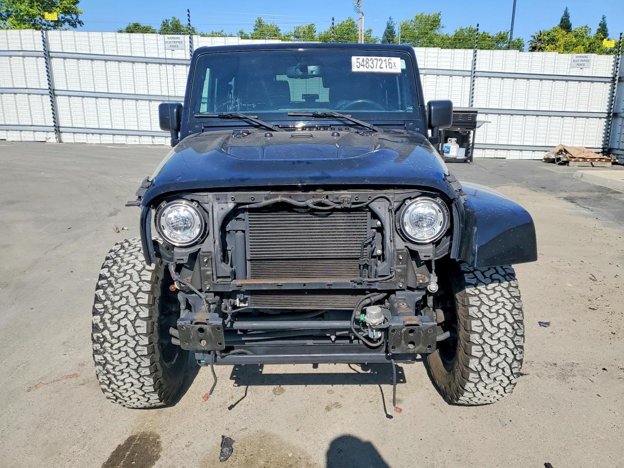 Jeep Wrangler Sahara