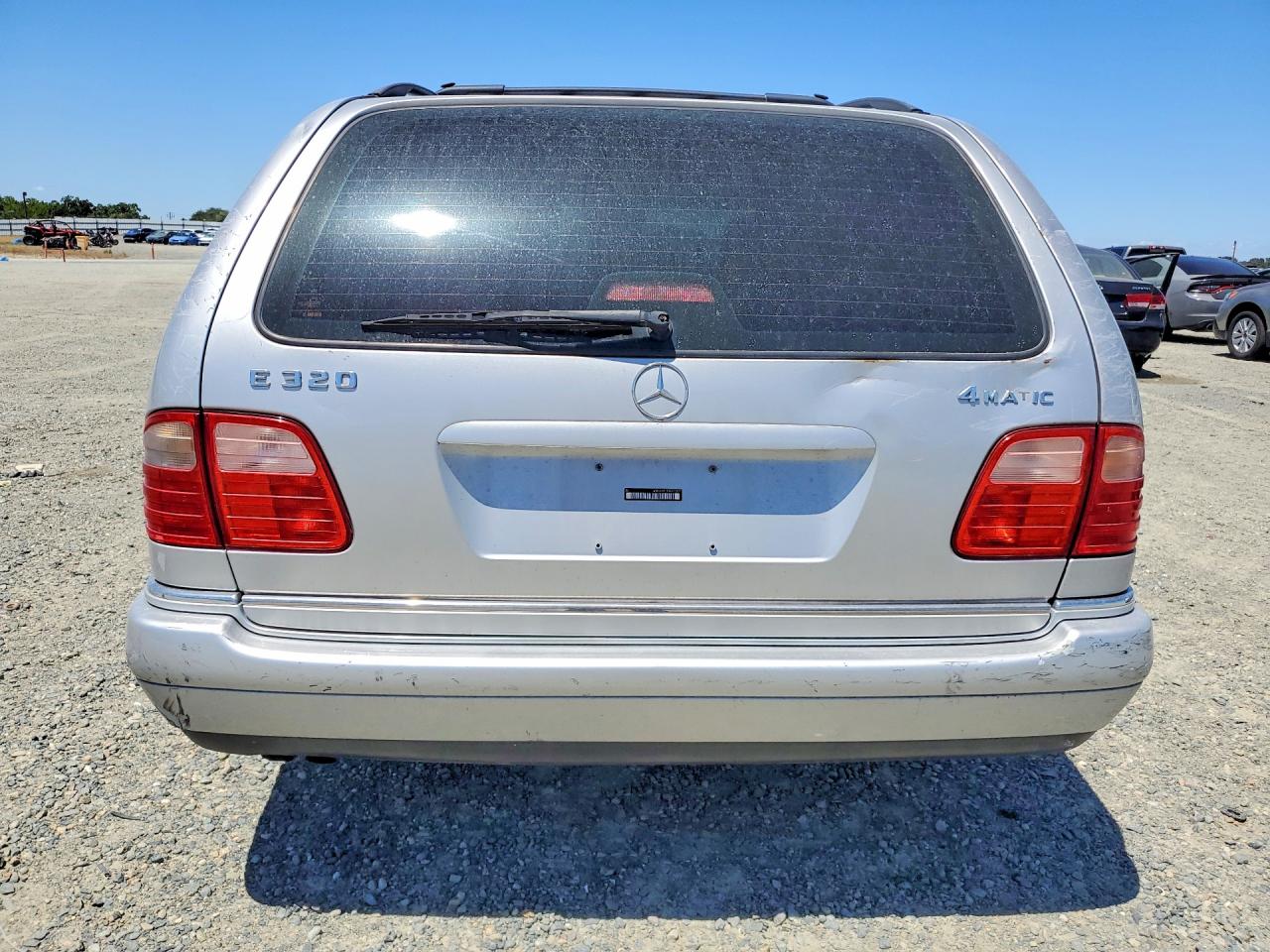 Mercedes-Benz E-Class 320 4matic