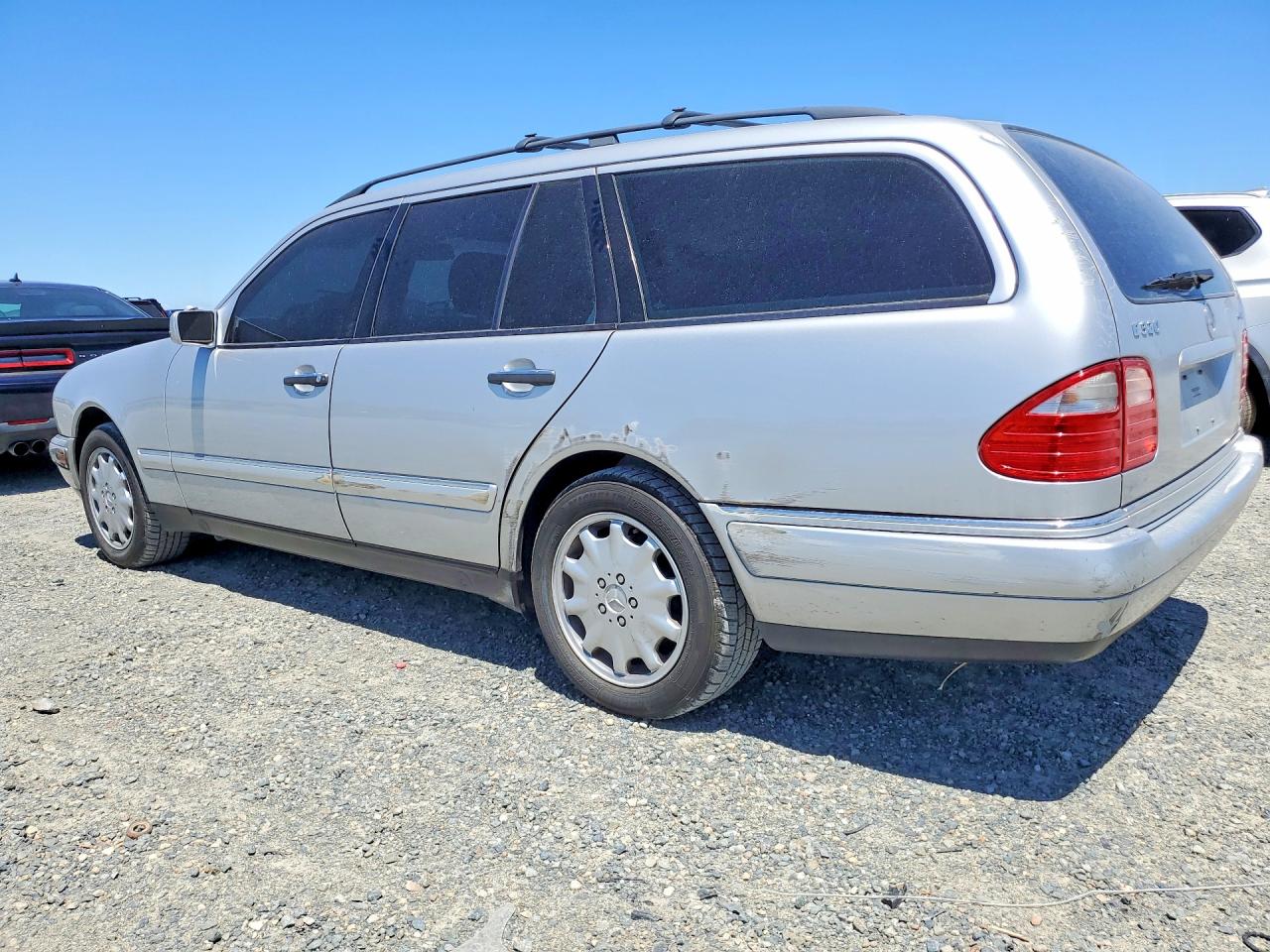 Mercedes-Benz E-Class 320 4matic