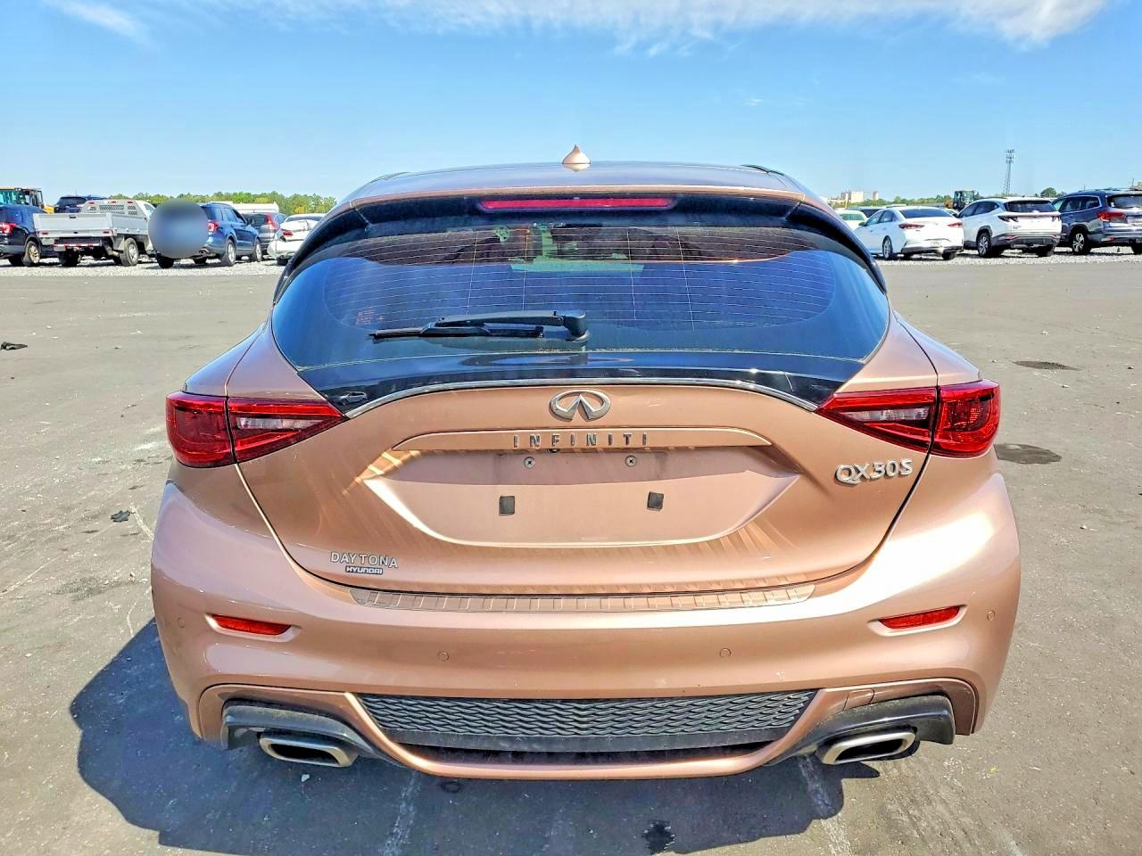 INFINITI Qx Sport