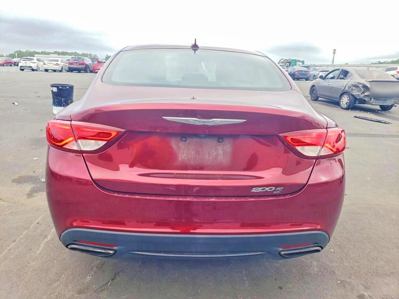 Chrysler 200 S