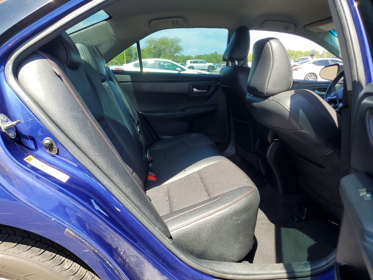 Toyota Camry Se