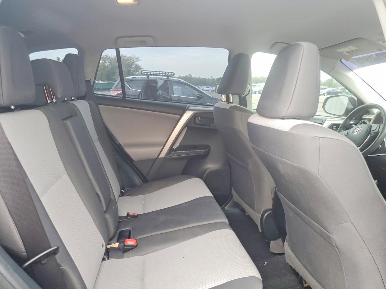 Toyota RAV4 Le