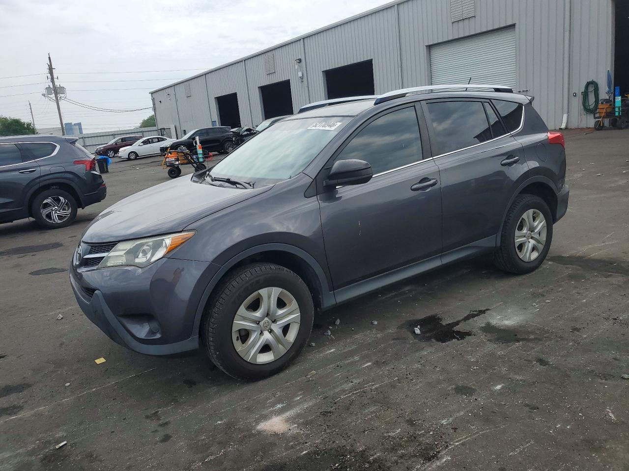 Salvage Toyota RAV4 Image