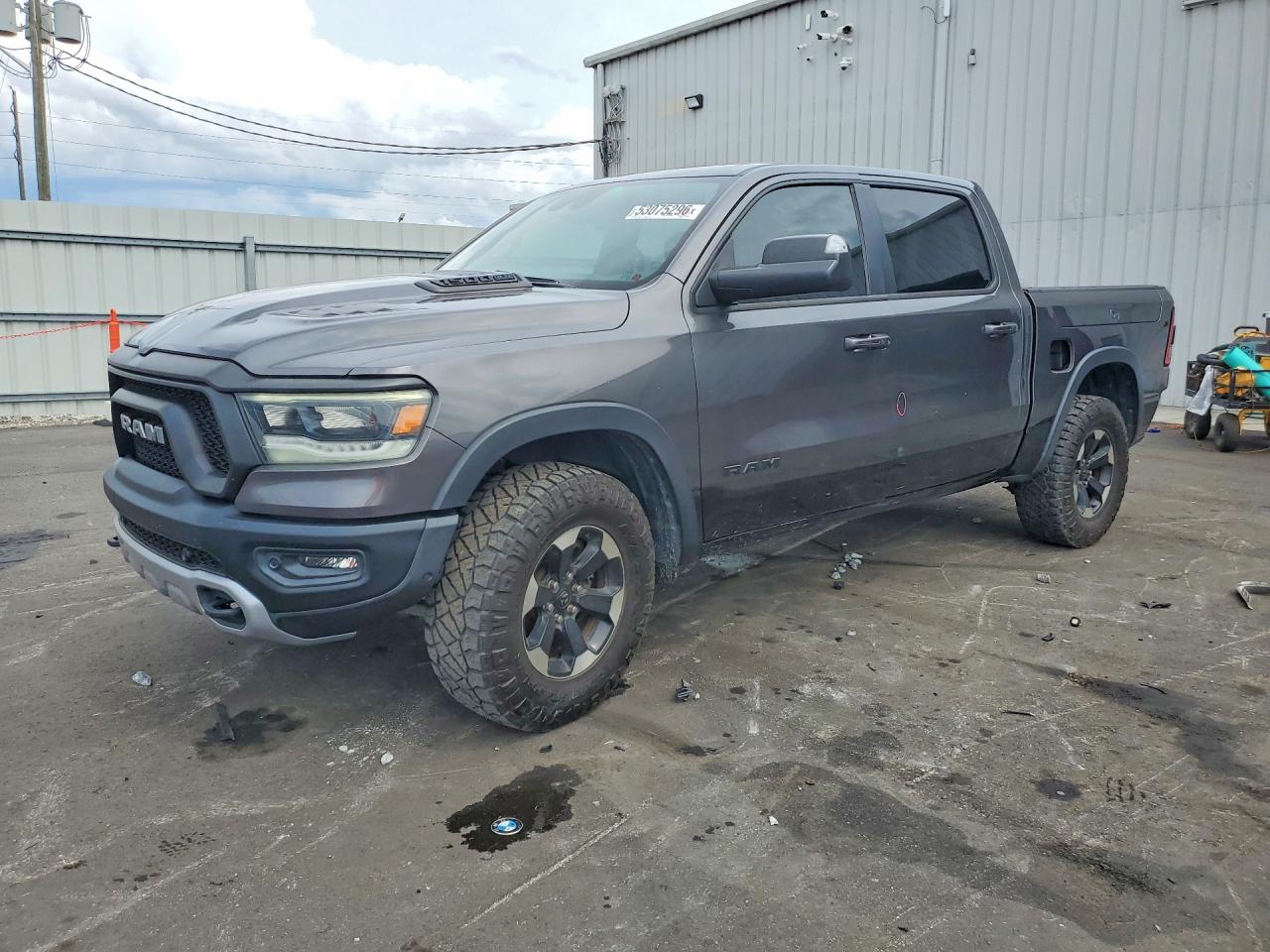 Salvage Ram 1500 Image