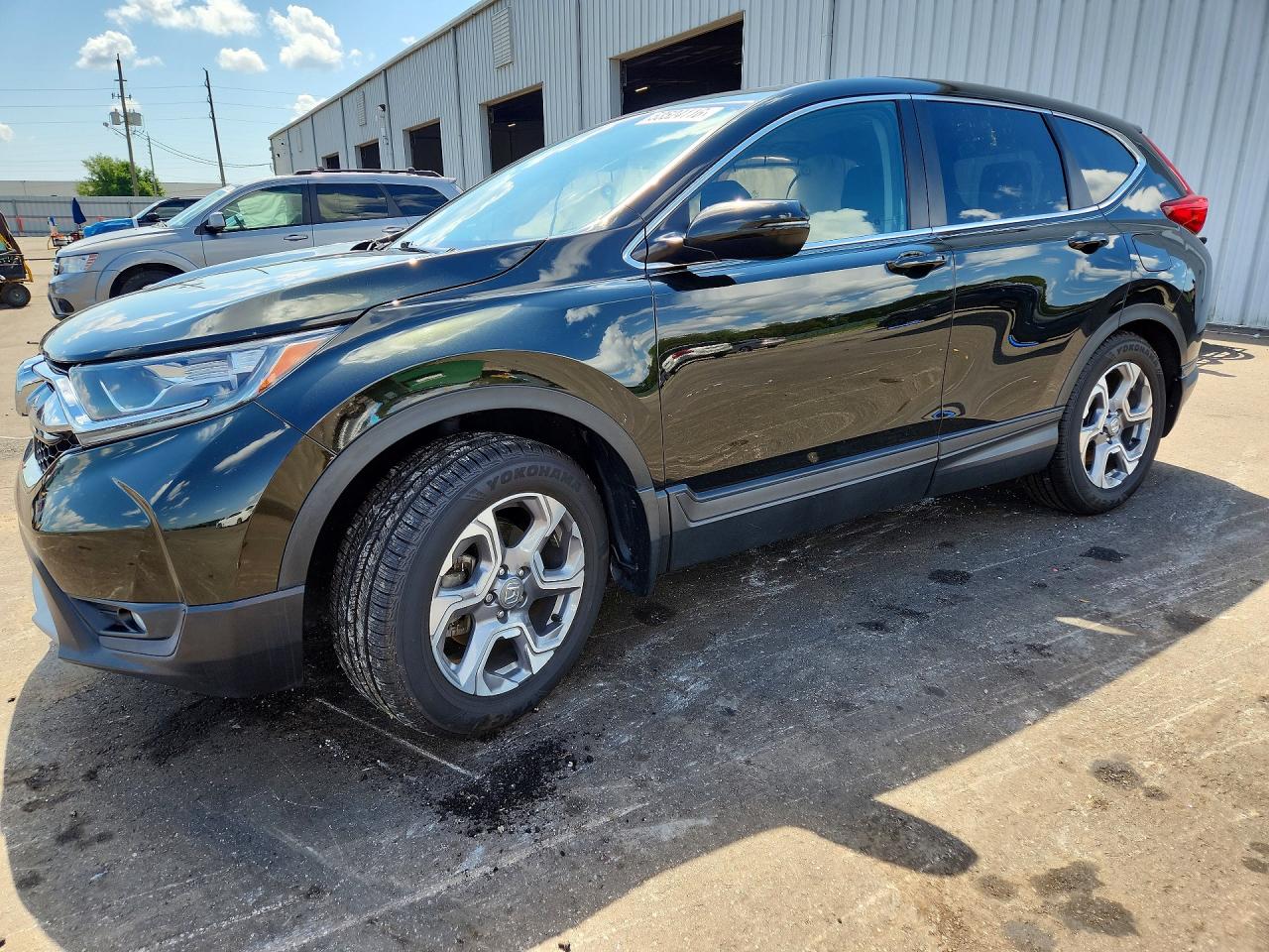 Salvage Honda Crv Image