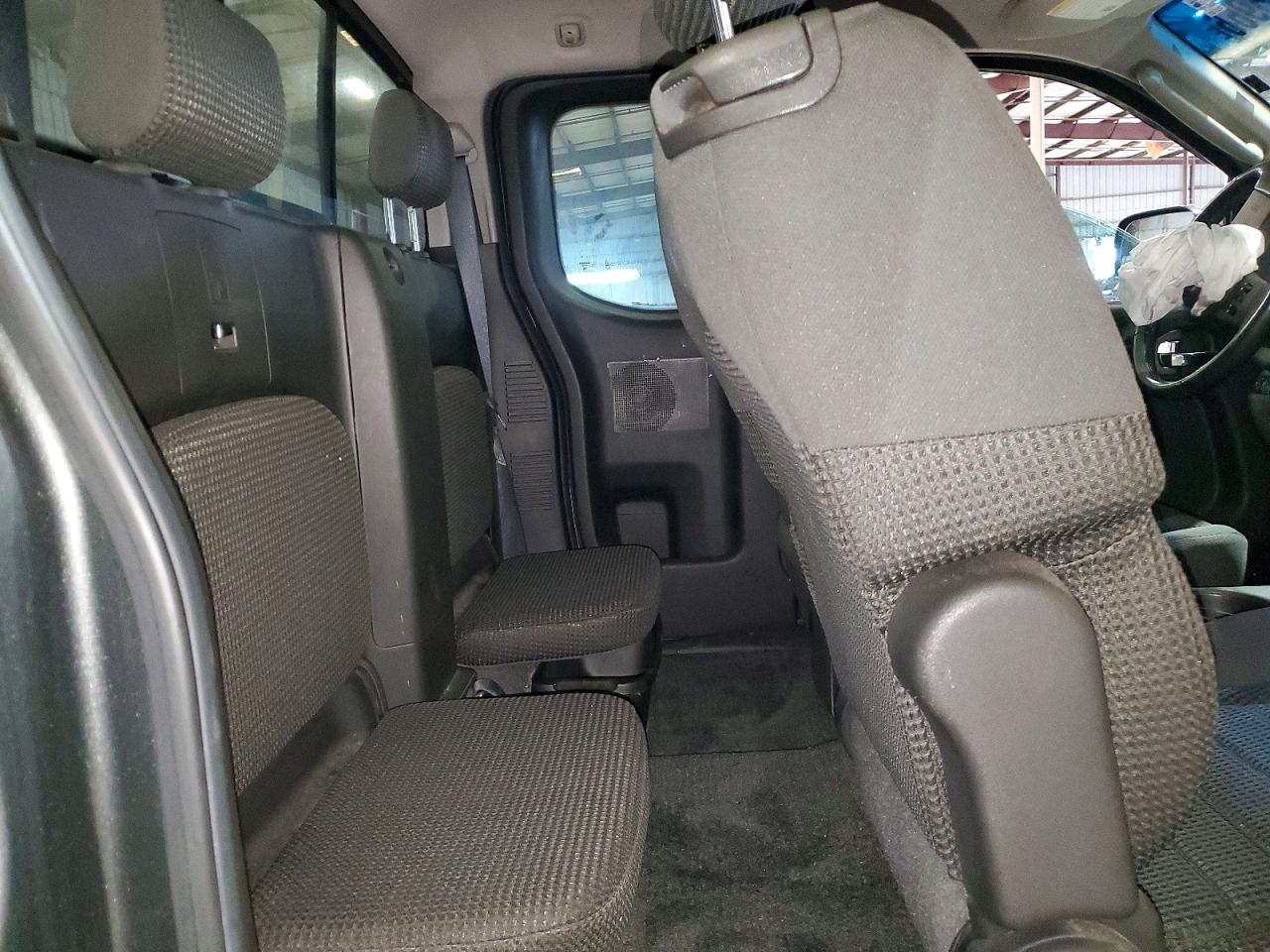 Nissan Frontier Se