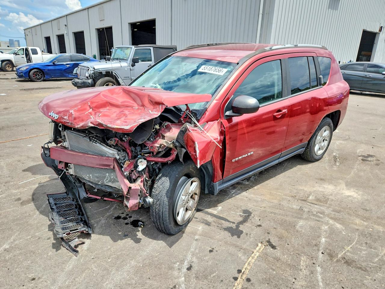 Salvage Jeep Compass Image