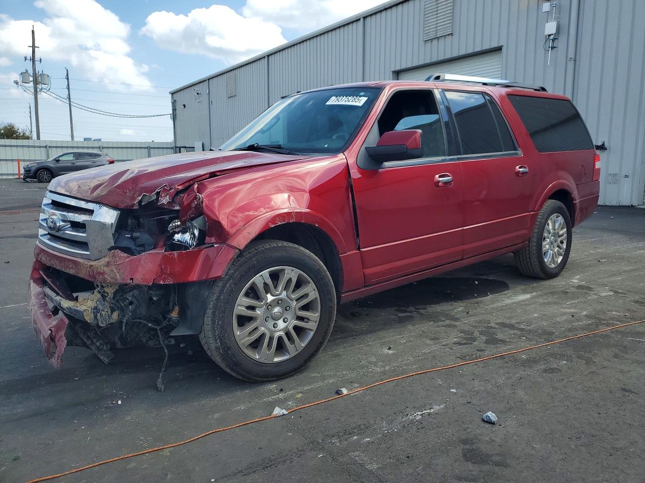 Salvage Ford Expedition Image