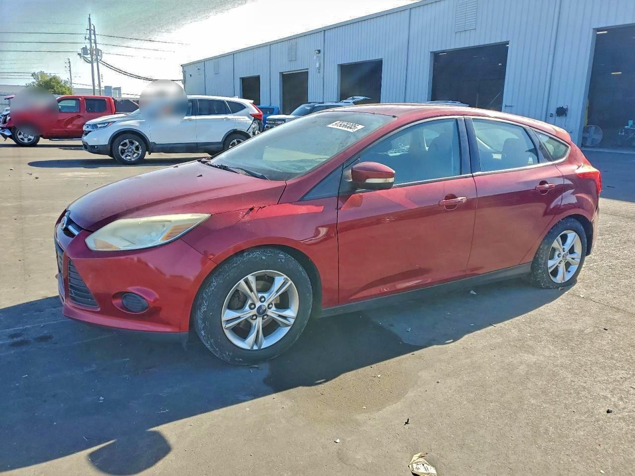 Salvage Ford Focus Image